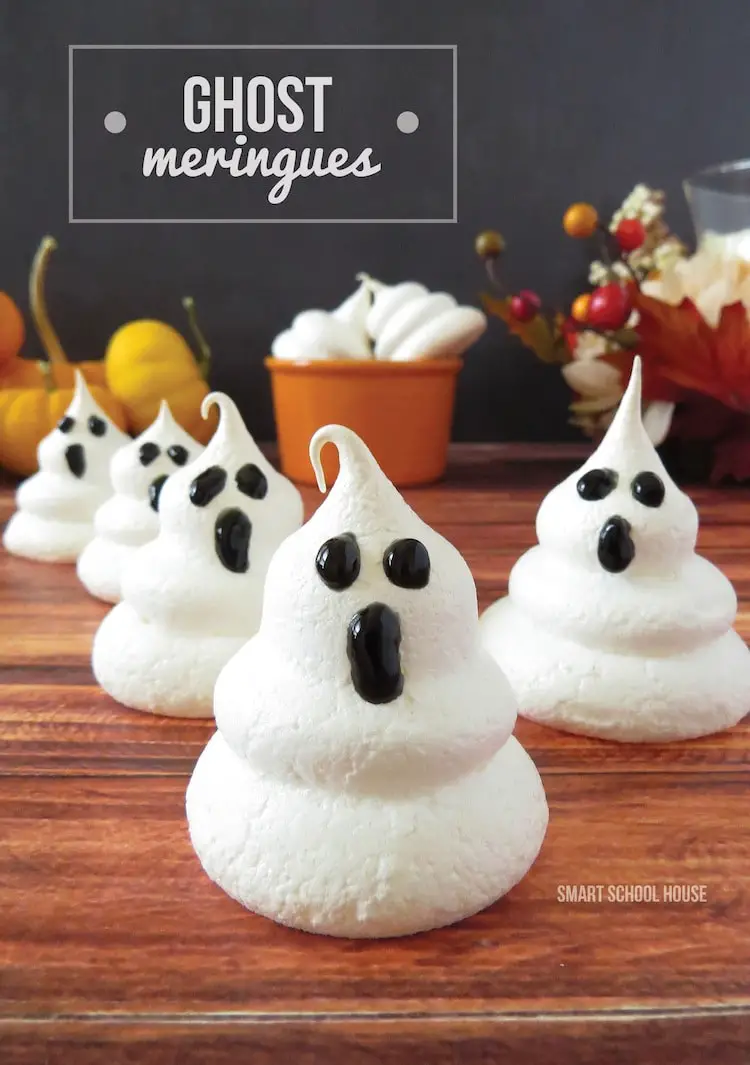 Spooky Ghost Meringues that Will Wow Your Halloween Party