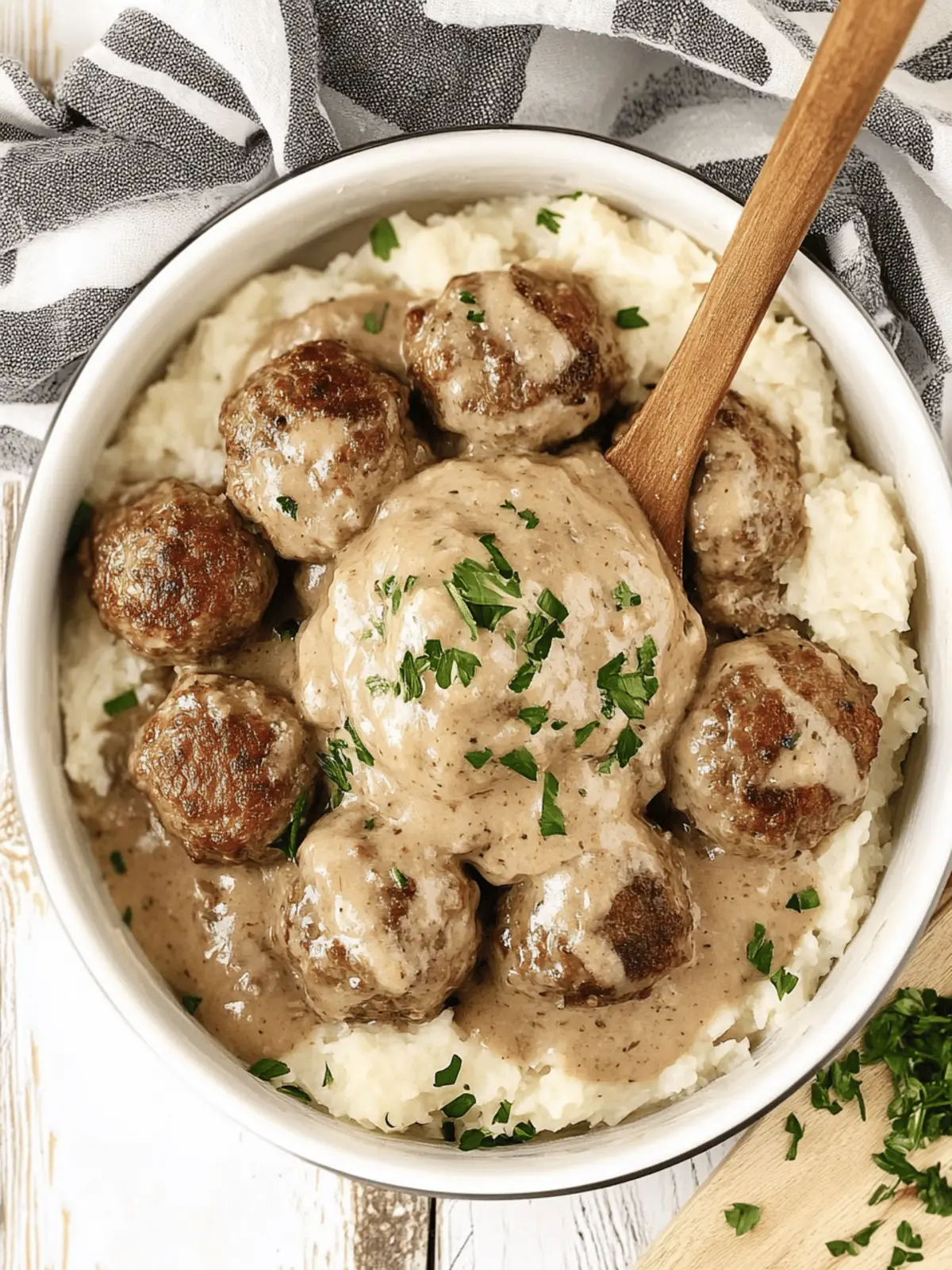 Easy Instant Pot Swedish Meatballs