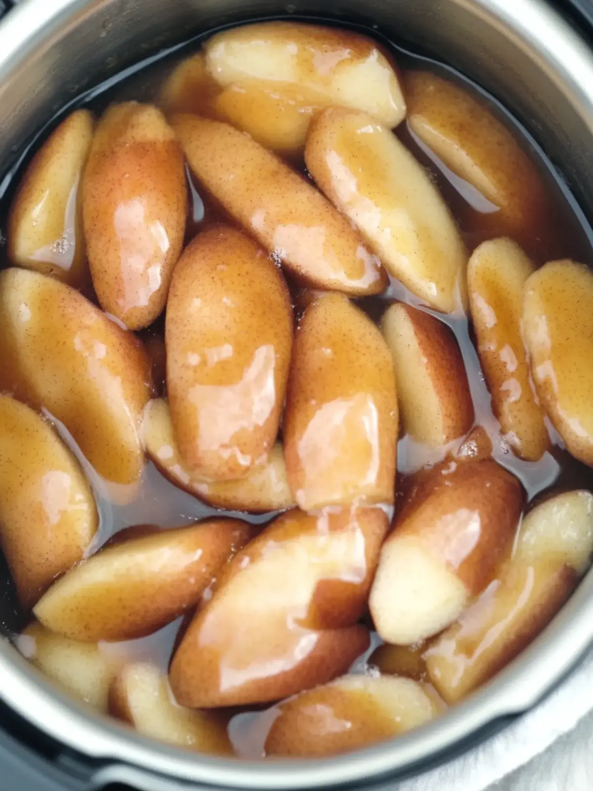 Instant Pot Cinnamon Apples