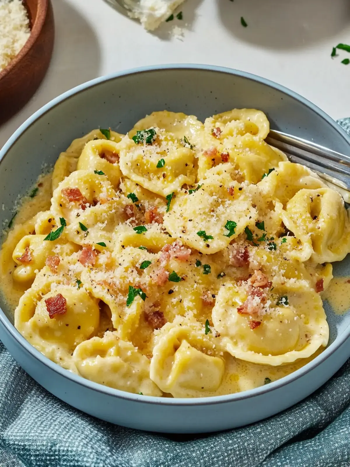 Bacon Alfredo Tortellini: Creamy Comfort Food You’ll Crave 4 Bacon Alfredo Tortellini