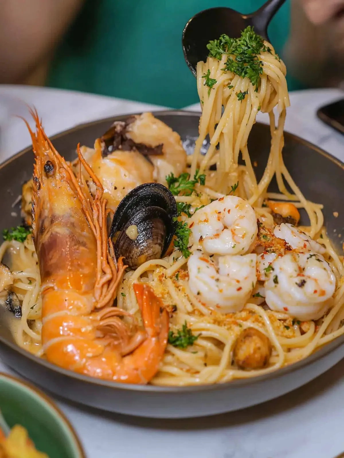 One-Pot Seafood Pasta That Will Wow Your Taste Buds 5 One-Pot Seafood Pasta