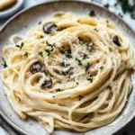 Delicious Spaghetti with Creamy Shallot Thyme Sauce to Savor 5 Spaghetti with Creamy Shallot Thyme Sauce