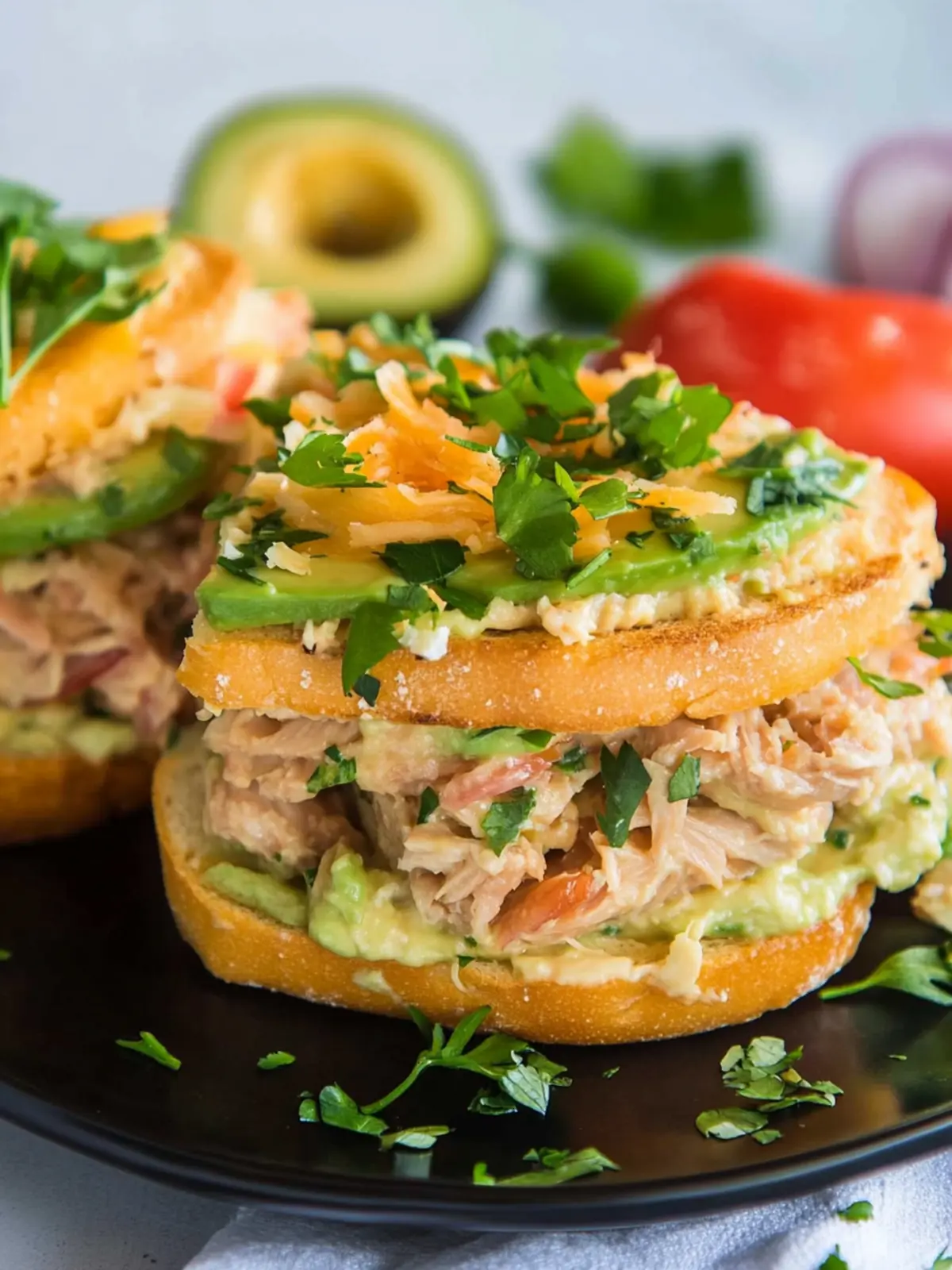Delicious Avocado Tuna Melts for a Quick, Fresh Delight 4 Avocado Tuna Melts